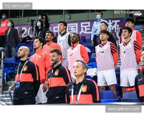 意甲男排联赛新篇章：豪强争锋，竞技水平与球迷热情双重提升